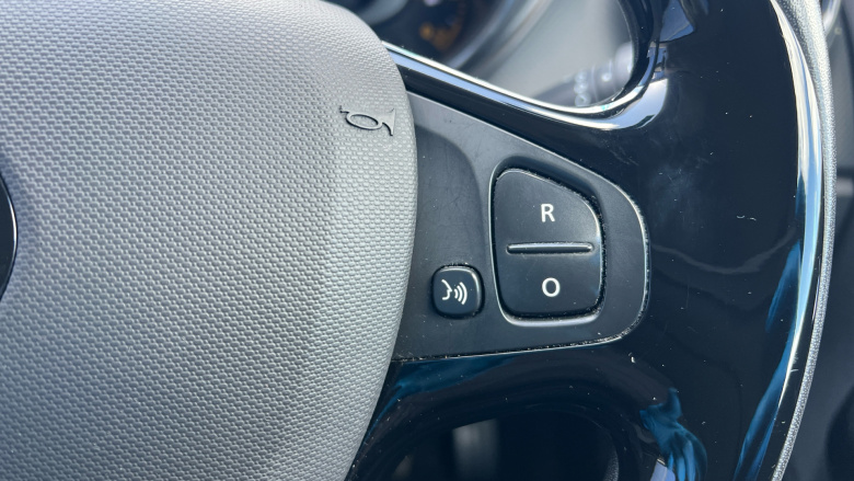 Renault Captur 1.5 dCi 90 Dynamique S Nav 5dr Auto Diesel Hatchback